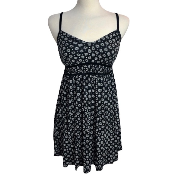 Tart Intimates Intimates & Sleepwear Tart Intimates Black And White Empire Waist Stretch